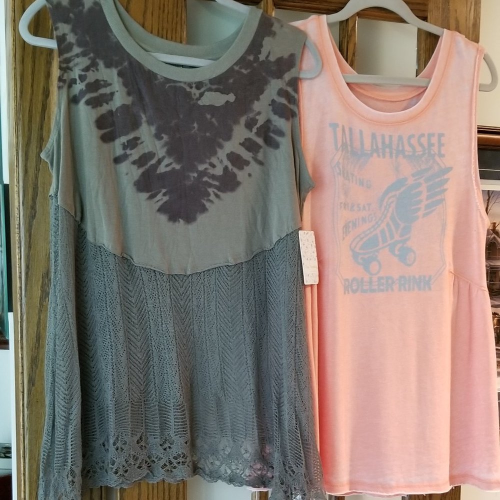 Free People / We the Free Set of Two Tank Tops - M